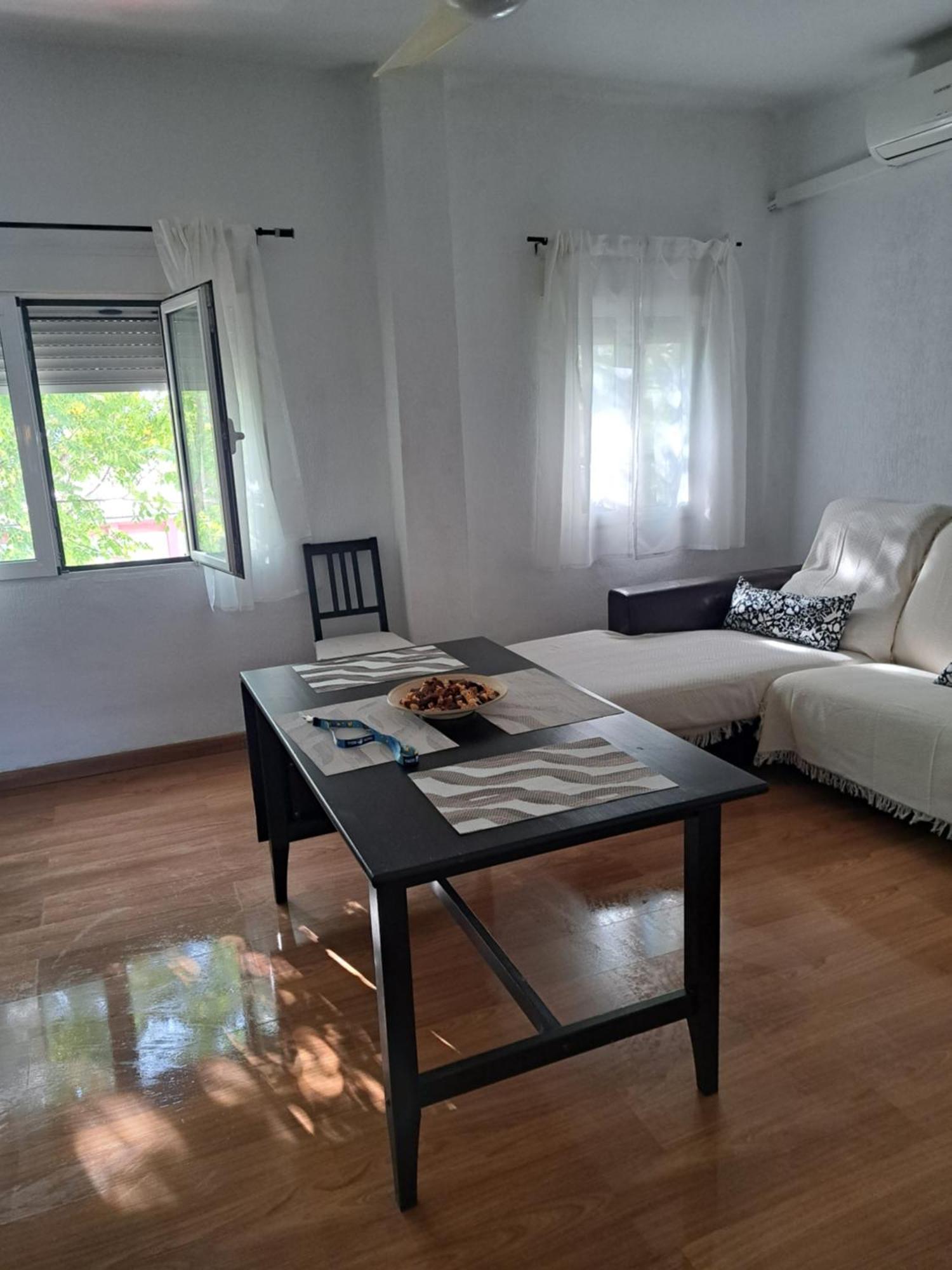 Ole Triana Apartment Севиля Екстериор снимка